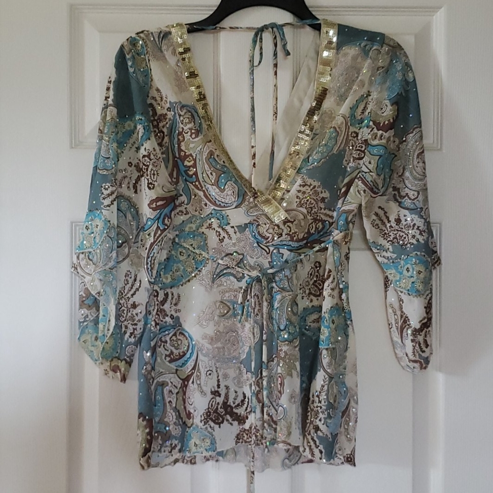 Blouse - Picture 2 of 3